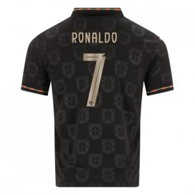 Virallinen pelipaita Portugali Black Panther Ronaldo 7 2025-26 Lyhythihainen - Miesten