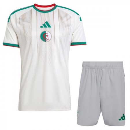 Virallinen pelipaita Algeria Koti MM-kisat 2026 Lyhythihainen - Lasten ( + Lyhyet housut ) Virallinen pelipaita Algeria Koti MM-kisat 2026 Lyhythihainen - Lasten ( + Lyhyet housut )