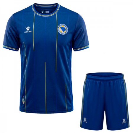 Virallinen pelipaita Bosnia and Herzegovina Koti MM-kisat 2026 Lyhythihainen - Lasten ( + Lyhyet housut ) Virallinen pelipaita Bosnia and Herzegovina Koti MM-kisat 2026 Lyhythihainen - Lasten ( + Lyhyet housut )