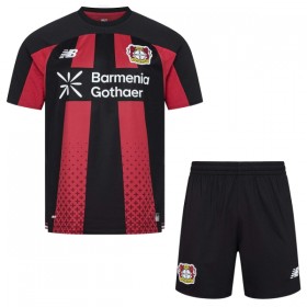 Virallinen pelipaita Bayer 04 Leverkusen Koti 2026-27 Lyhythihainen - Lasten ( + Lyhyet housut )