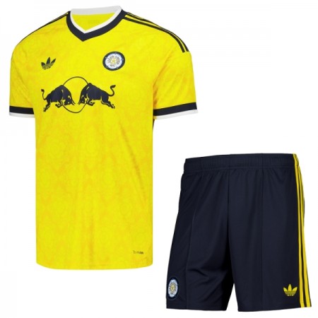Virallinen pelipaita Leeds United Vieras 2026-27 Lyhythihainen - Lasten ( + Lyhyet housut ) Virallinen pelipaita Leeds United Vieras 2026-27 Lyhythihainen - Lasten ( + Lyhyet housut )