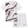 Virallinen pelipaita St Pauli Vieras 2026-27 Lyhythihainen - Lasten ( + Lyhyet housut ) Virallinen pelipaita St Pauli Vieras 2026-27 Lyhythihainen - Lasten ( + Lyhyet housut )
